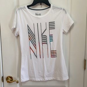 NWOT NIKE DRI FIT TEE